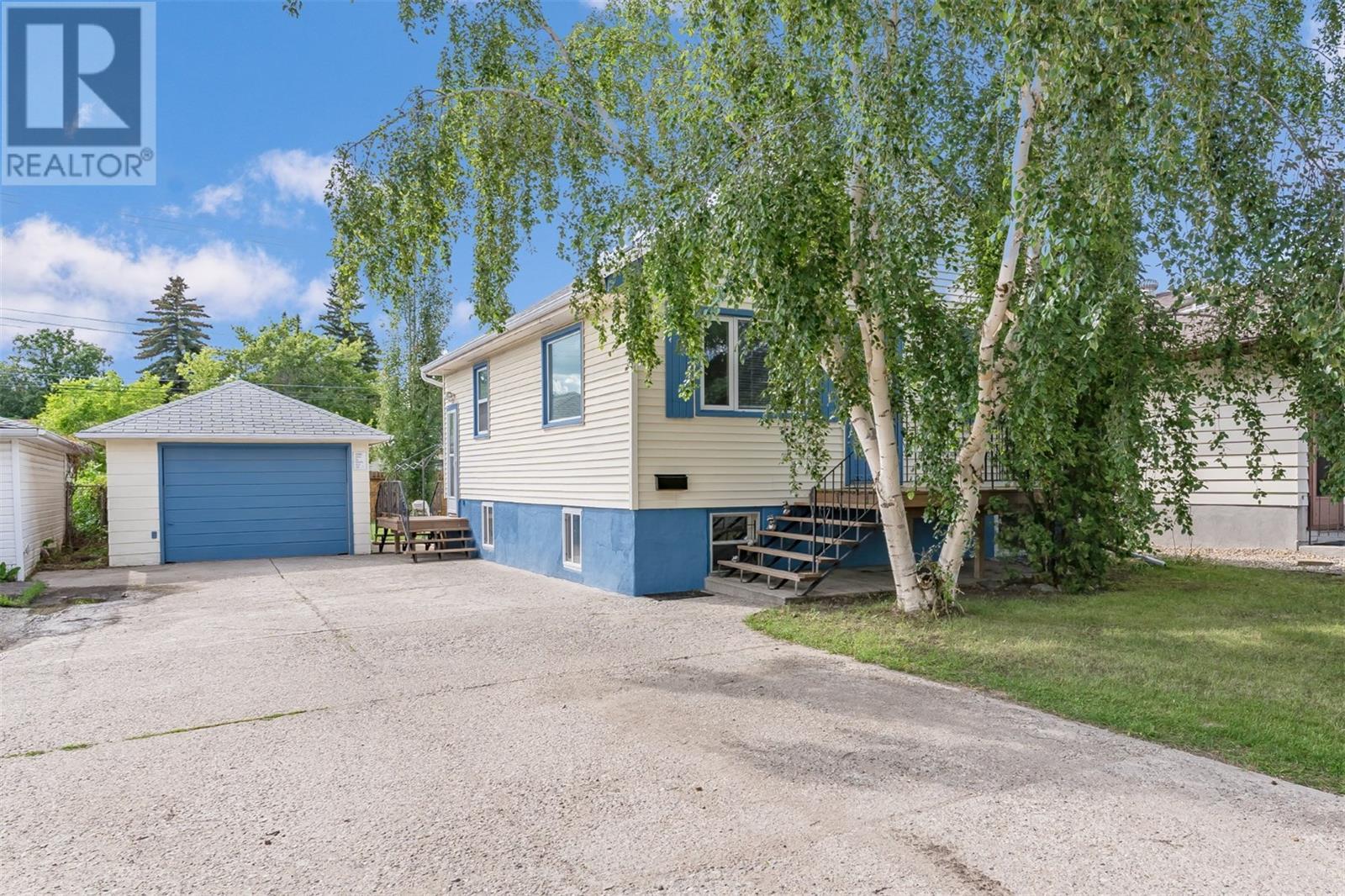 1304 Cumberland Ave S House Sold Price