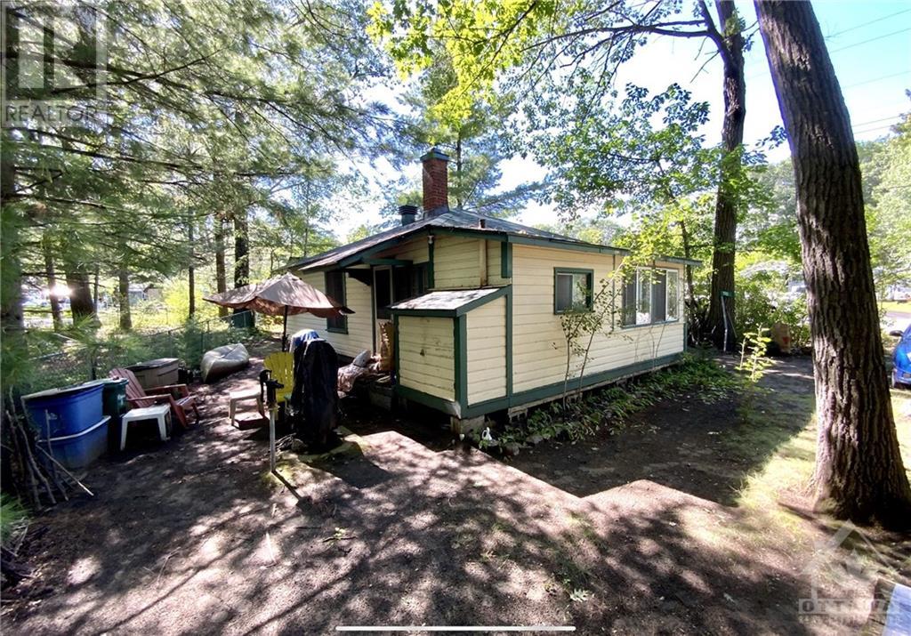 110 Constance Bay Rd House Sold Price