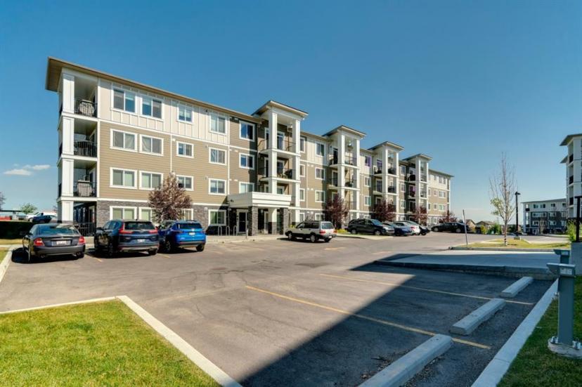 4403, 450 Sage Valley Dr Nw Apartment Sold Price