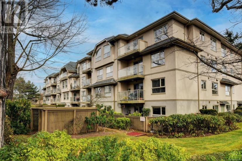 Victoria Homes For Sale Search Homes MLS® listings & Real Estate