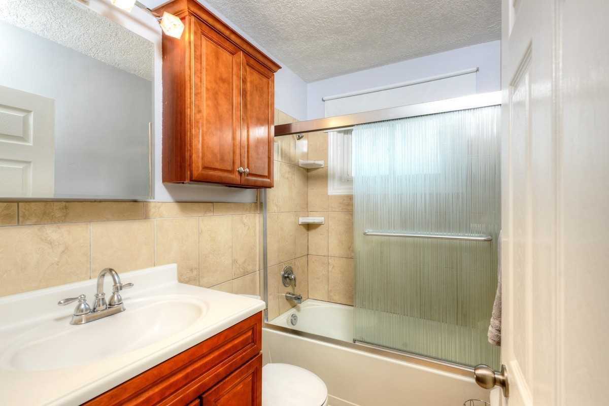 80 Mohawk Rd W House Sold Price