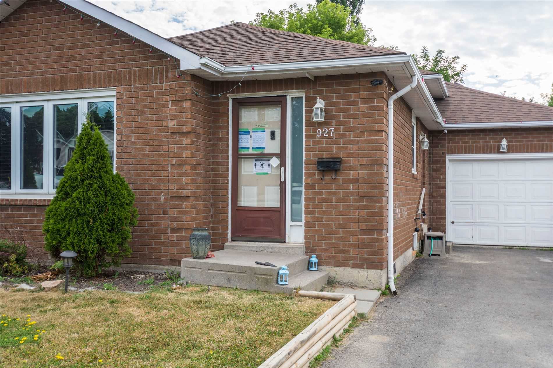 927 Westwood Cres House Sold Price