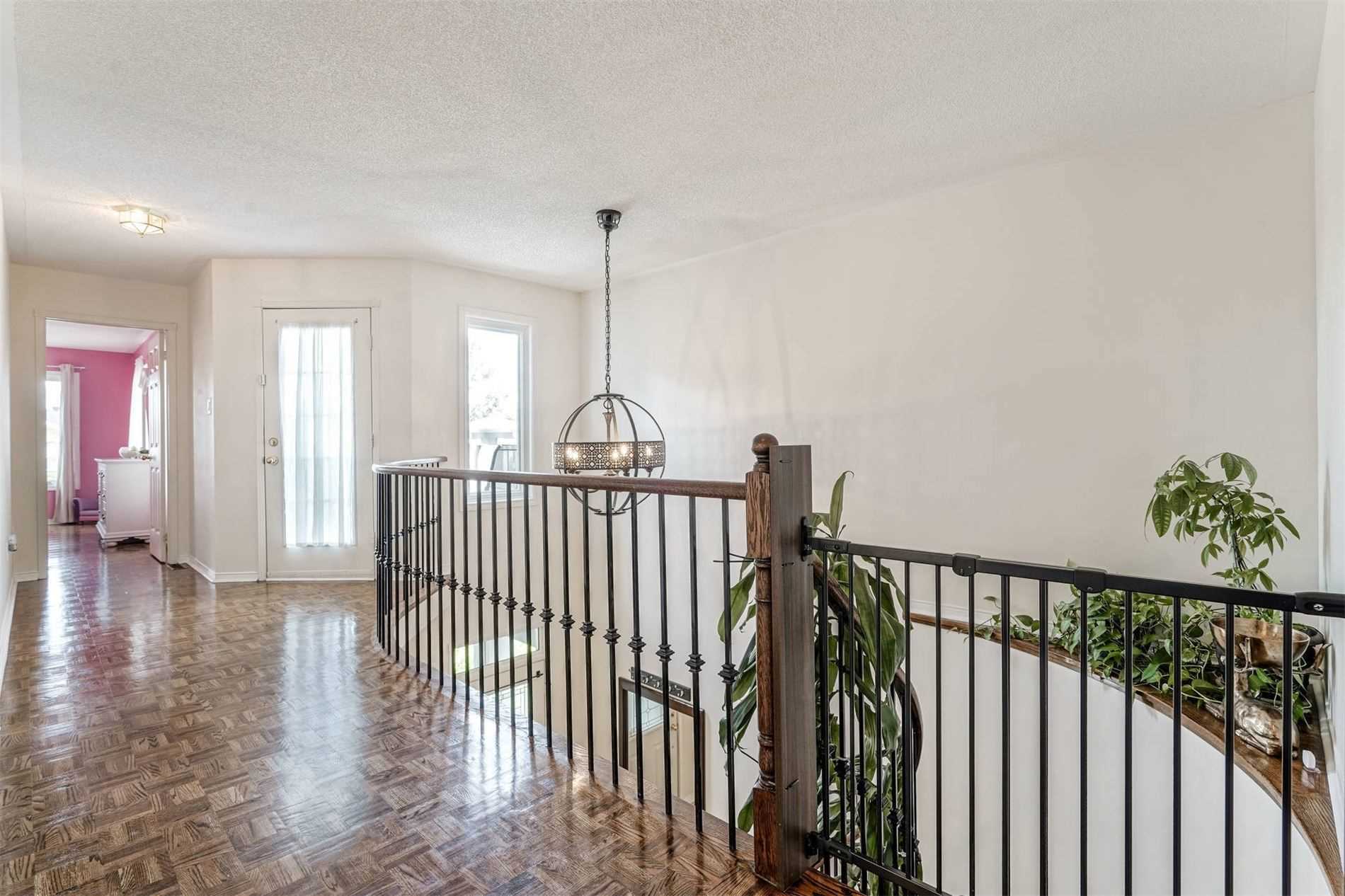 389 Cranston Park Ave House Sold Price