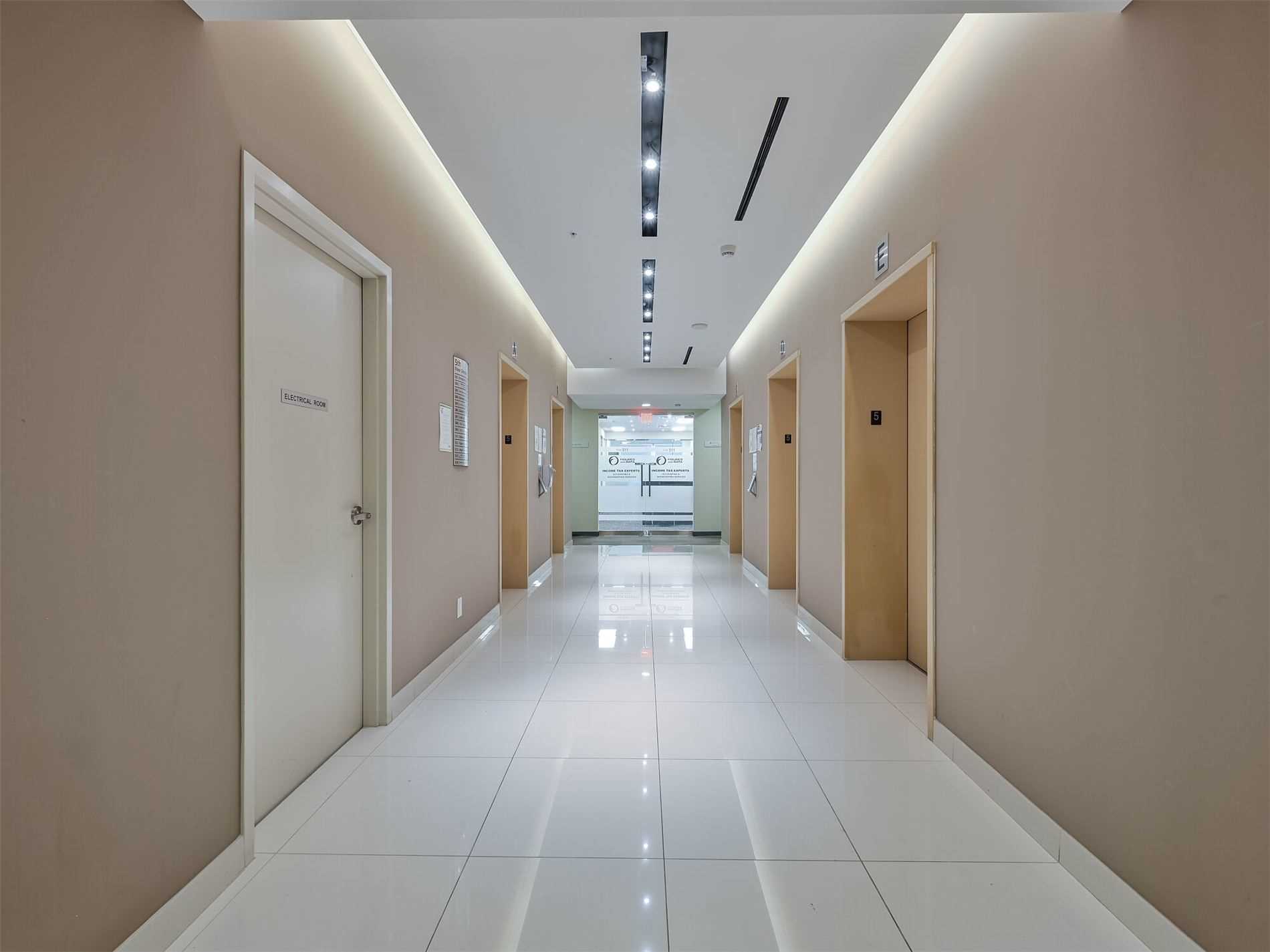 7191 Yonge St 506 Office Sold Price