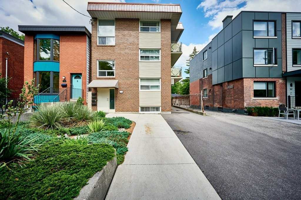 173 Quebec Ave House For Sale