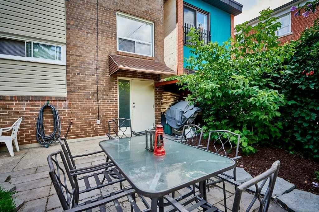 173 Quebec Ave House For Sale