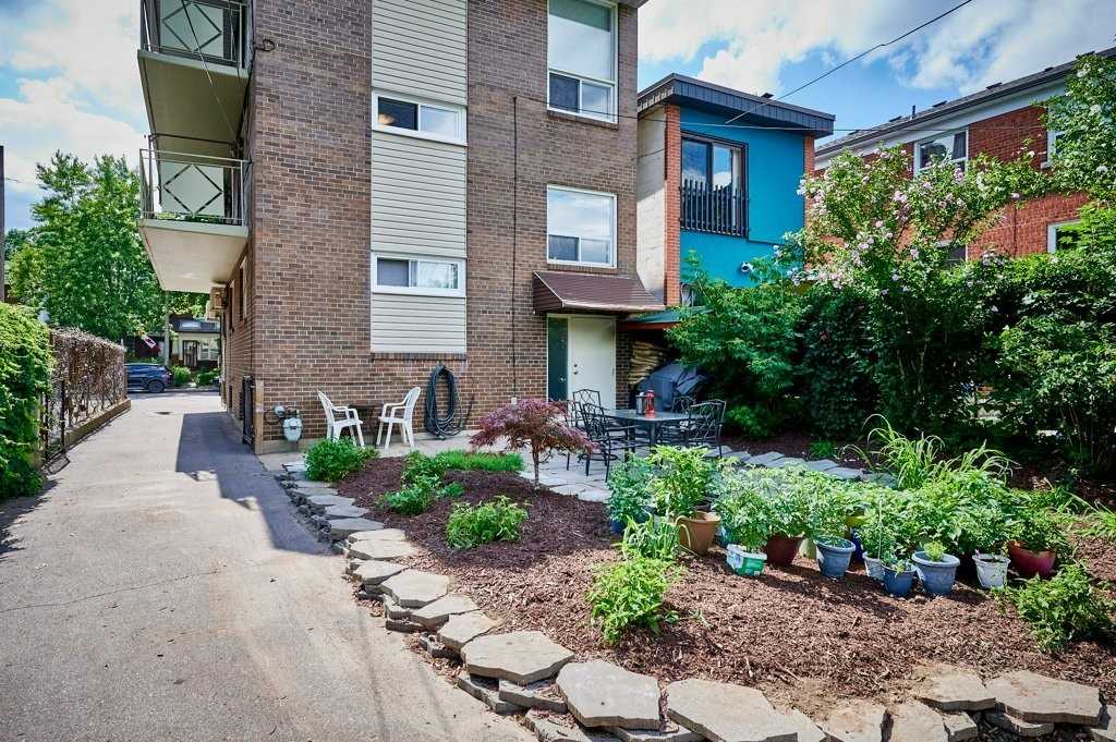 173 Quebec Ave House For Sale