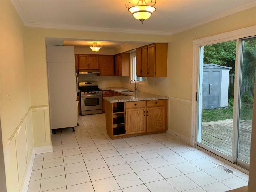 142 Crown Cres House Sold Price