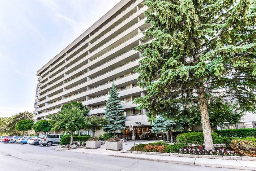 1320 Mississauga Valley Blvd 201 Apartment Sold Price