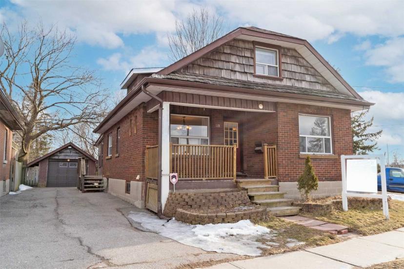 Oshawa Homes For Sale Search Homes MLS® listings & Real Estate